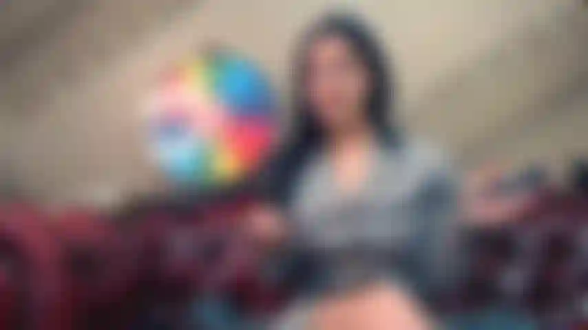 Eine freche lehrerin braucht einen schwanz.