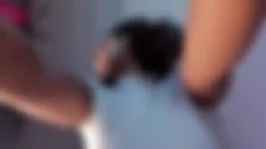 . Schau dir mal meine brüste an, pov.