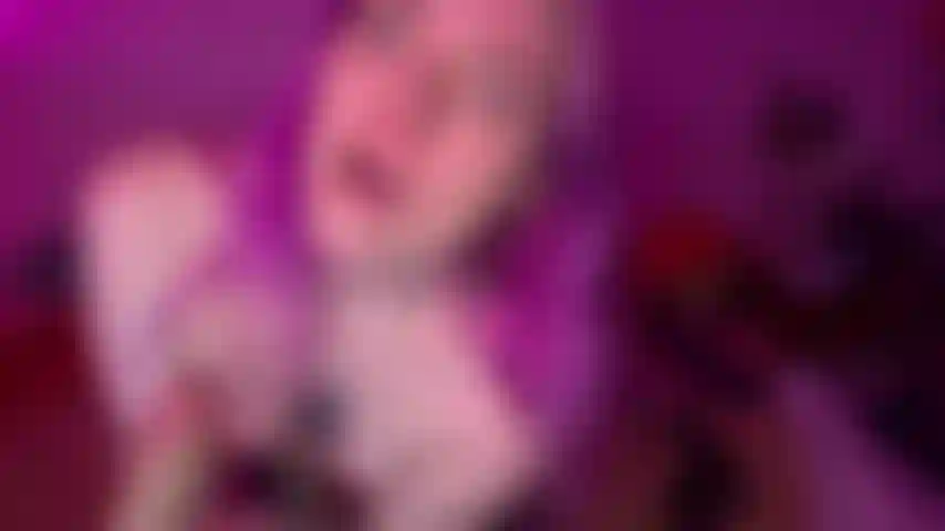 Deep throat/Fuck show with vibrator!