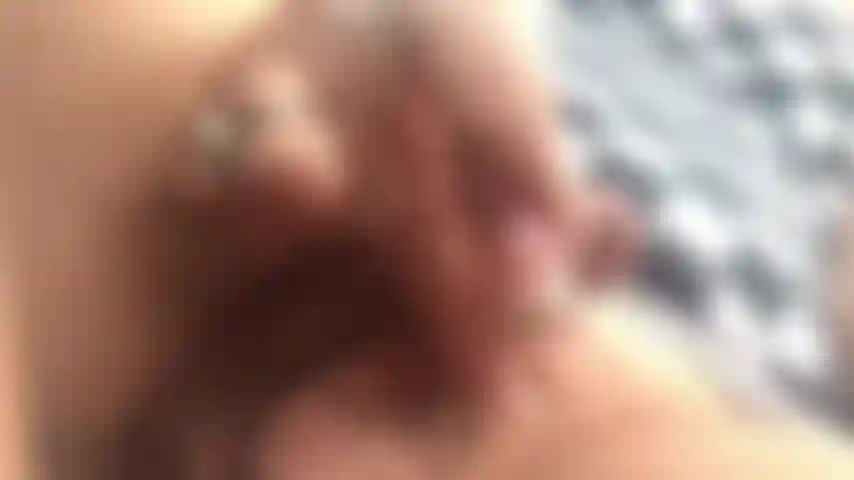 Livs harter schwanz! Ich sehe ihren schwanz wirklich hart!