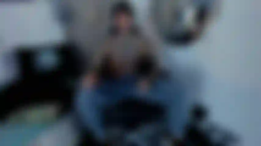 Cigar With Me  ... While I Flex To U