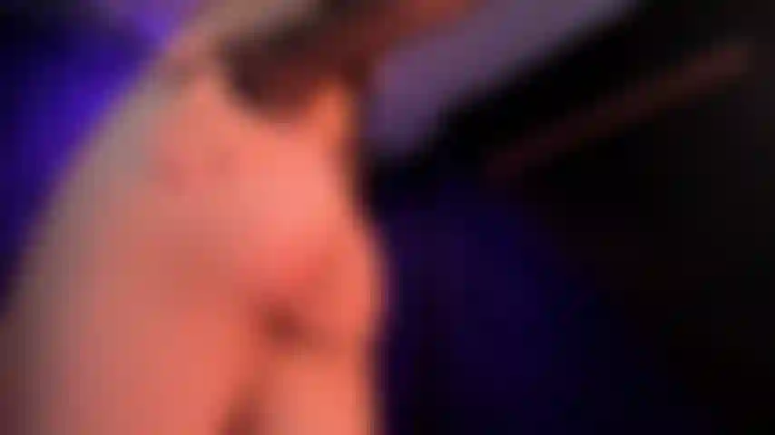 Versohlt mir den hintern.