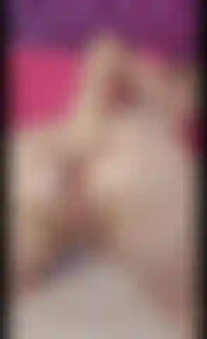 Du wirst überrascht sein, was ich mit meinem schönen arsch und meinen fingern darin alles anstellen kann!