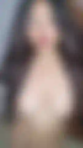 Treat me like a queen and I will be your whore