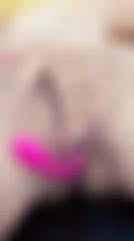 lick this pussy until you take your fingers inside me💦