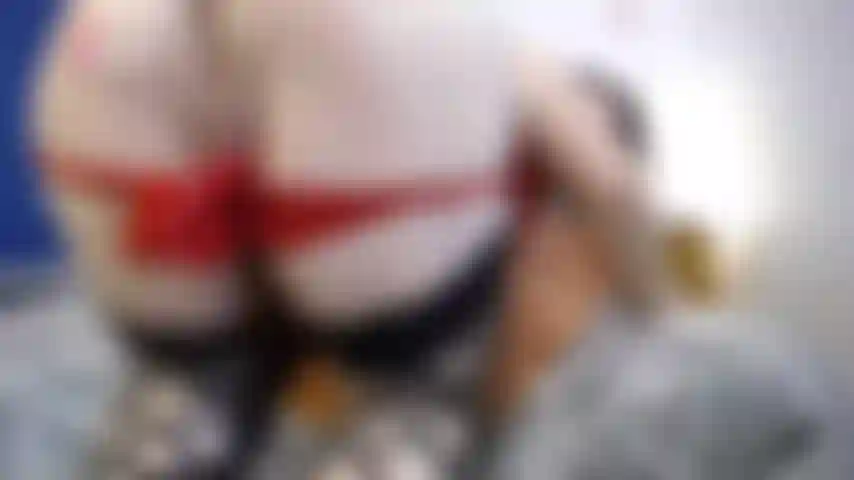 Patrizze fickt ihren arsch zum ersten mal mit einem analplug, langes video va1.