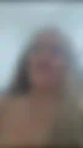 Erotische spiele mit dem nackten körper.