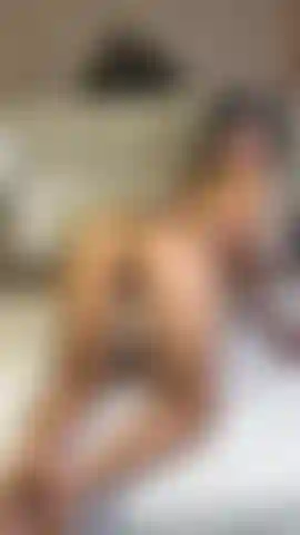 I destroy my pussy and ass with my dildo, until I open up my asshole