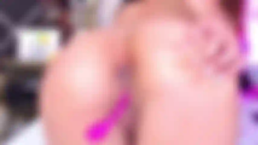 Ficke meinen arsch aus nächster nähe, mit meinen fingern und all meinen spielsachen.