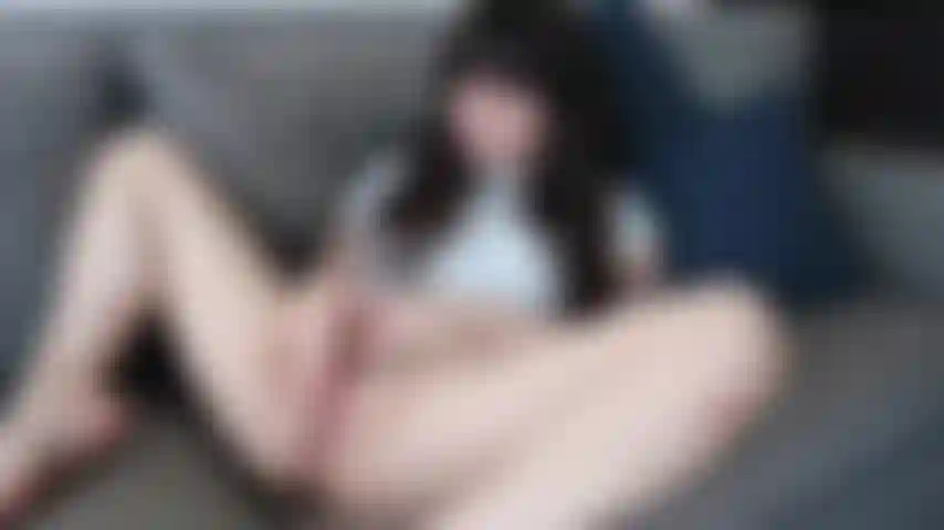 Natürliche selbstbefriedigung - sanftes reiben der klitoris und leises stöhnen. Ich bringe mich immer wieder an den rand. Meine muschi wird so vollgestopft, dass sie grollt und pocht. Intensiver pulsierender/zusammenziehender orgasmus.