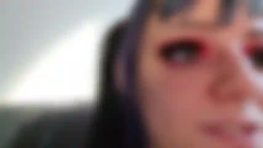 Schau wie nass ich nach einer show bin!!