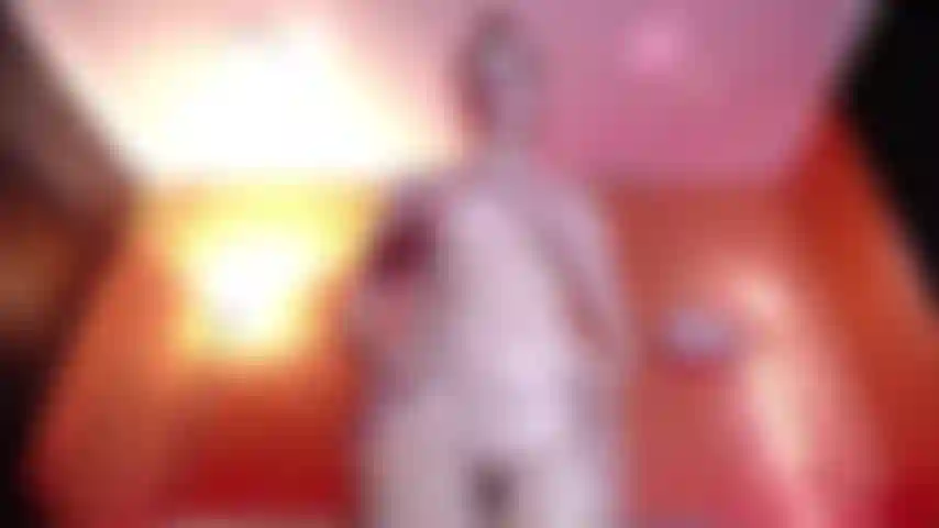 Oil up tits and sexy dance session