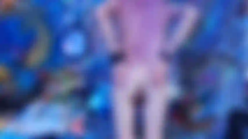 Der analfetisch eines goth-mädchens mit neuen spielsachen!