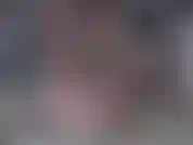 Deepthroate mein großes spielzeug und ficke anal, während der kitzler meine muschi lutscht.