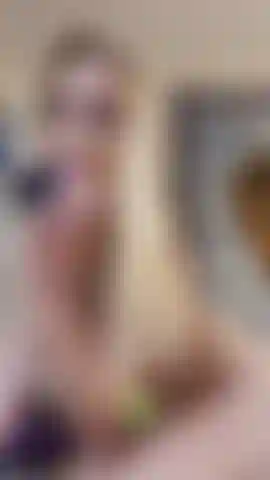 Schlechtes drachenspielzeug anal + bj necken.