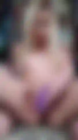 Schnelles süßes klitoris-saugen.