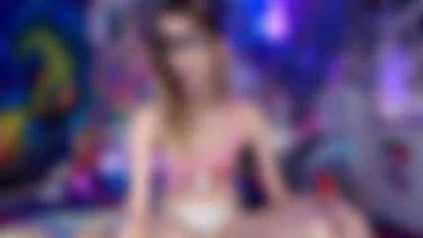 Fürchte, was ich jetzt weiß! Sissy entlarvt.