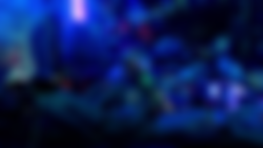 Eine rave-göttin, gehäkelte höschenfüllung + süße klebrige überraschung.