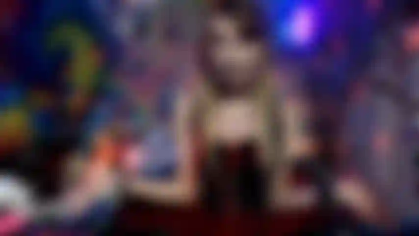 Sissified, eingesperrt, an halloween gedemütigt.