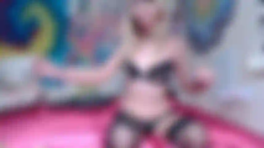 Mein neuer klarer konfetti-dildo wird frisch in allen 3 löchern ausgiebig ausprobiert..;) ( Saugen, ficken und so viel versauten spaß!).