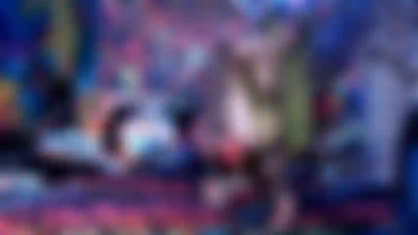 Goth mit brille, harter fick + gesichts-/spermadurchnässt.