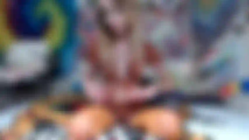 Heiß und schwer mit upskirt-tease, um dich von anfang an verdammt hart zu machen!