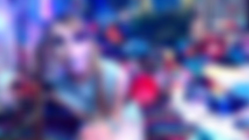 Cosplay, „experimentelle schlampe“, pov-analtraining.