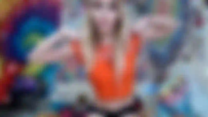 Bizeps-überraschung, zierlicher muskelfetisch.