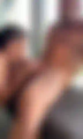 „ Fick alle meine löcher... Spritze meine muschi ab“ in diesem hotelzimmer bekomme ich jedes loch gestopft und gefickt. Beende das ganze mit einer spermaladung in meiner muschi.