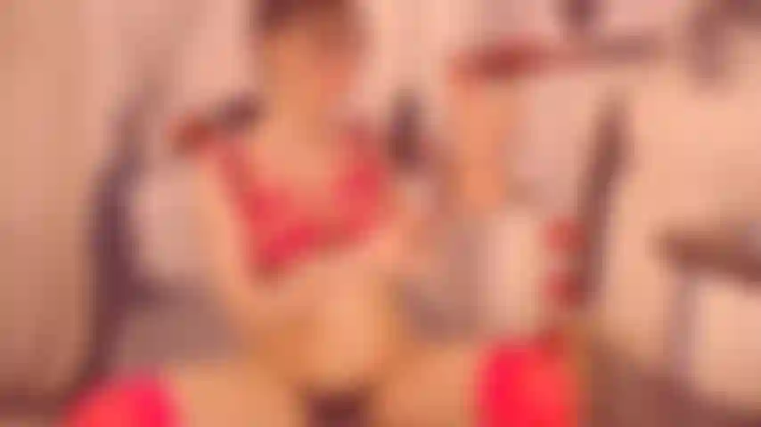 35 Min analspiel mit verschiedenen spielzeugen.