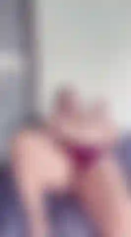 Masturbation im wintergarten.