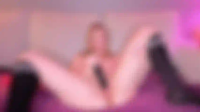 Habe eine exklusive spermashow auf der couch aufgenommen.