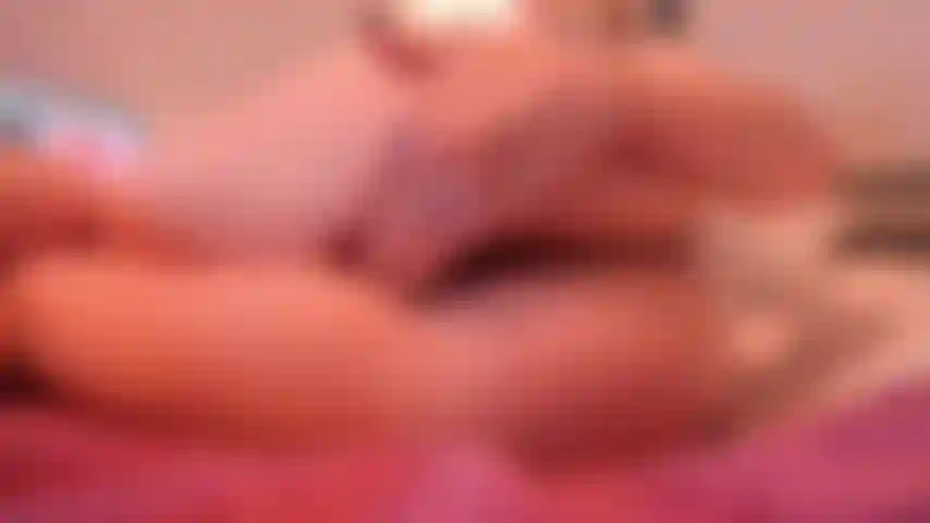 Ich versuche dich zu ignorieren, aber du bringst mich mit meiner interaktiven stimmung zum abspritzen.