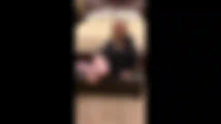 Mary careys lila dessous-streifen, lotion und dildospiele.