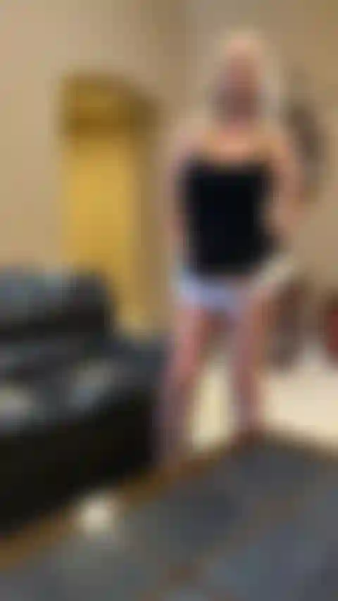 Stieftochter tanzt für papa!!!