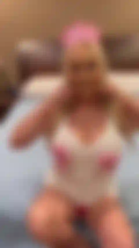 Alles gute zum nackten geburtstag!!!!!