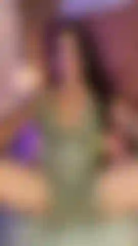 Horny MILF, pussy play...