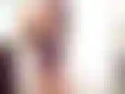 Ich will, dass du mir deinen schwanz richtig gut streichelst! Mach meine muschi richtig nass und fick mich, aber du darfst nicht abspritzen! Ich sage dir, wann du kommen kannst, also stehe ich über dir und spritze, nachdem ich richtig gut gefickt wurde.