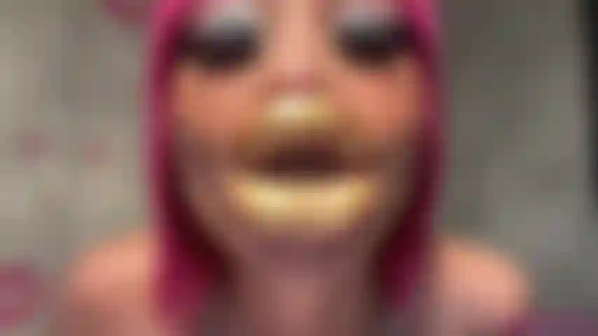 Custom POV Gold Kisses