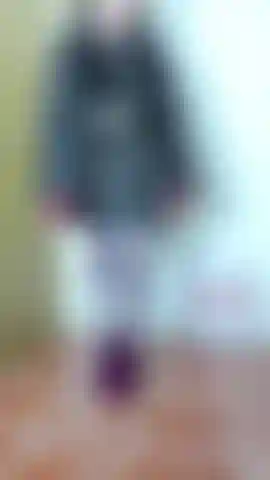 Kunstpelzmantel sph joi cei – ein dominanzvideo. Trage rote lederhandschuhe, dessous-bodysuit, transparente strumpfhosen (nylonstrümpfe), kunstpelzmantel, samtige stilettostiefeletten, folge meinem britischen akzent sph joi mit countdown zum cei-finish.