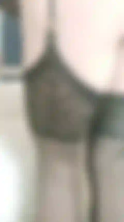 Sieh mir zu, wie ich einen dildo in meinen lieblingspositionen benutze - vorgebeugt, hündchen, pt, reiten.