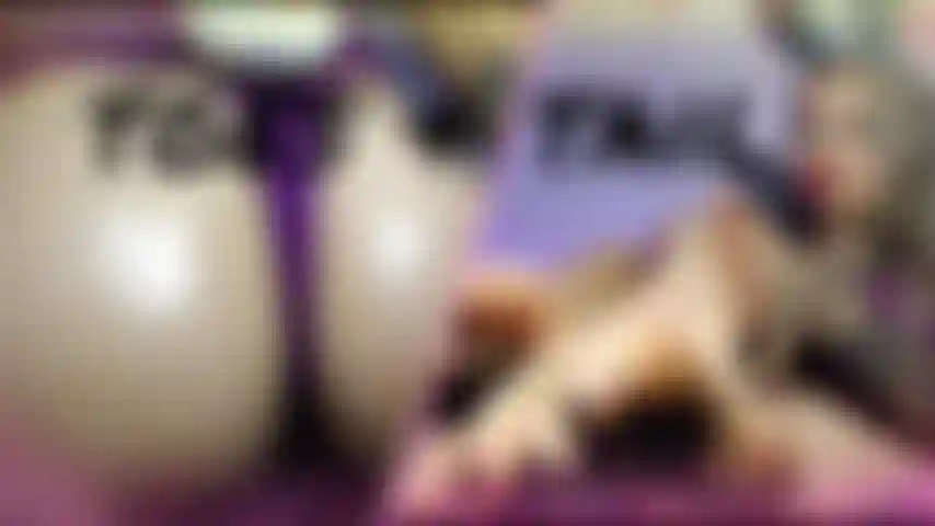 Hasenzehen und -schwanz.