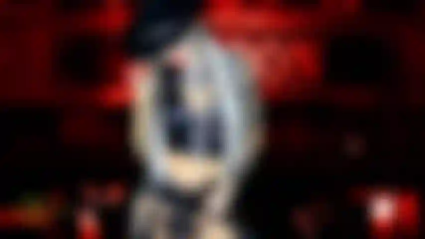 Reverse cowgirl: strapon cei.