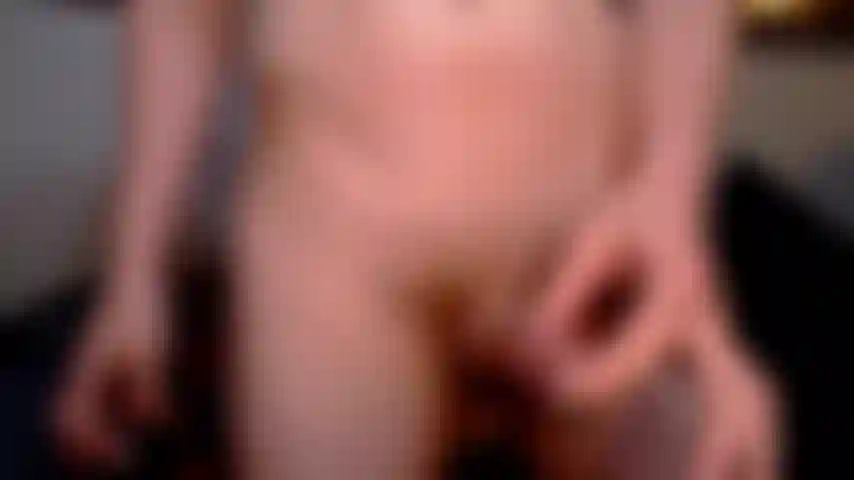 Nahaufnahme cumshot – ich streichle meine harte klitoris, bis ich abspritze.
