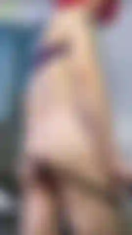 Schmiere mich ein und ficke meine vollbusige nahaufnahme.