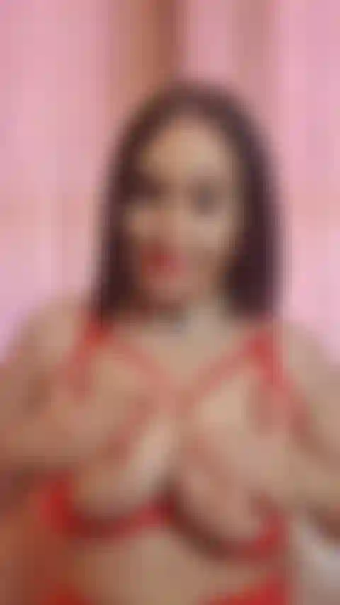 Die mit meinen großen melonen spielt und überall schlampig ist.