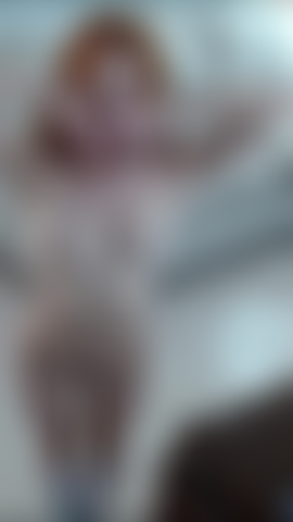 Die rothaarige und ihr dunkleres geheimnis.