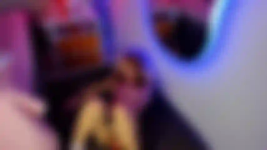 Seduction without words ... just groans