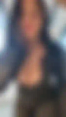 Ich brauche kein licht, wenn du in der nähe bist, schaltest du alles in mir an.