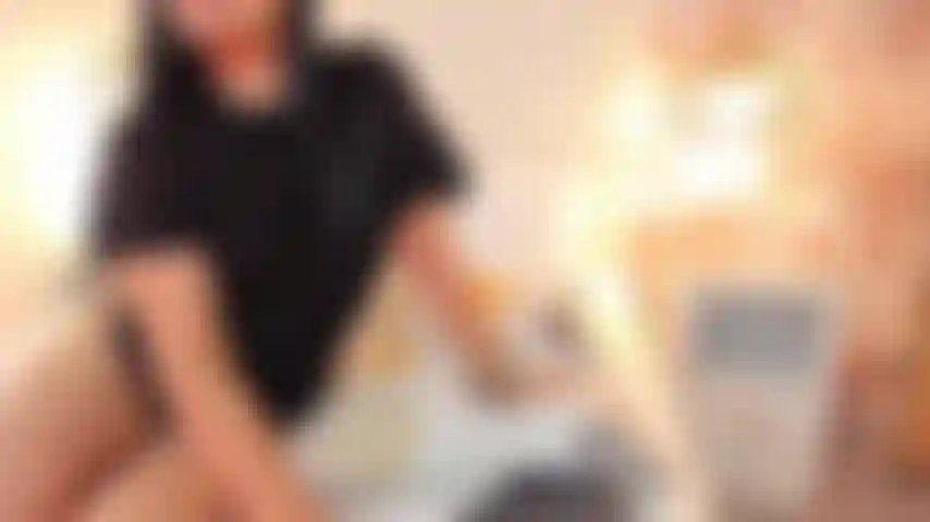 my pussy near the camera while I finger myself